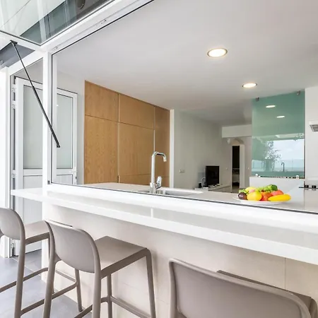 Einstein Xej San Bartolomé