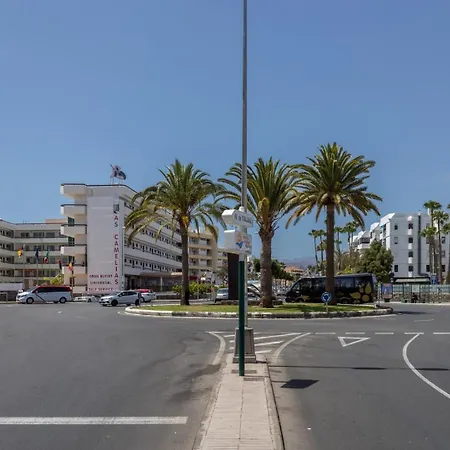 Einstein Xej 펜션 *