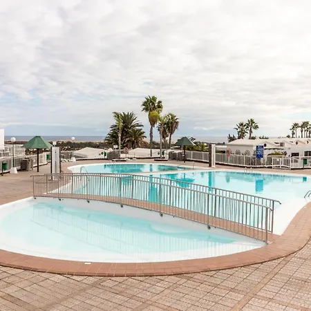 Flatguest Einstein + Pool + Bbq + 2 Bdr Holiday home San Bartolome de Tirajana (Gran Canaria)